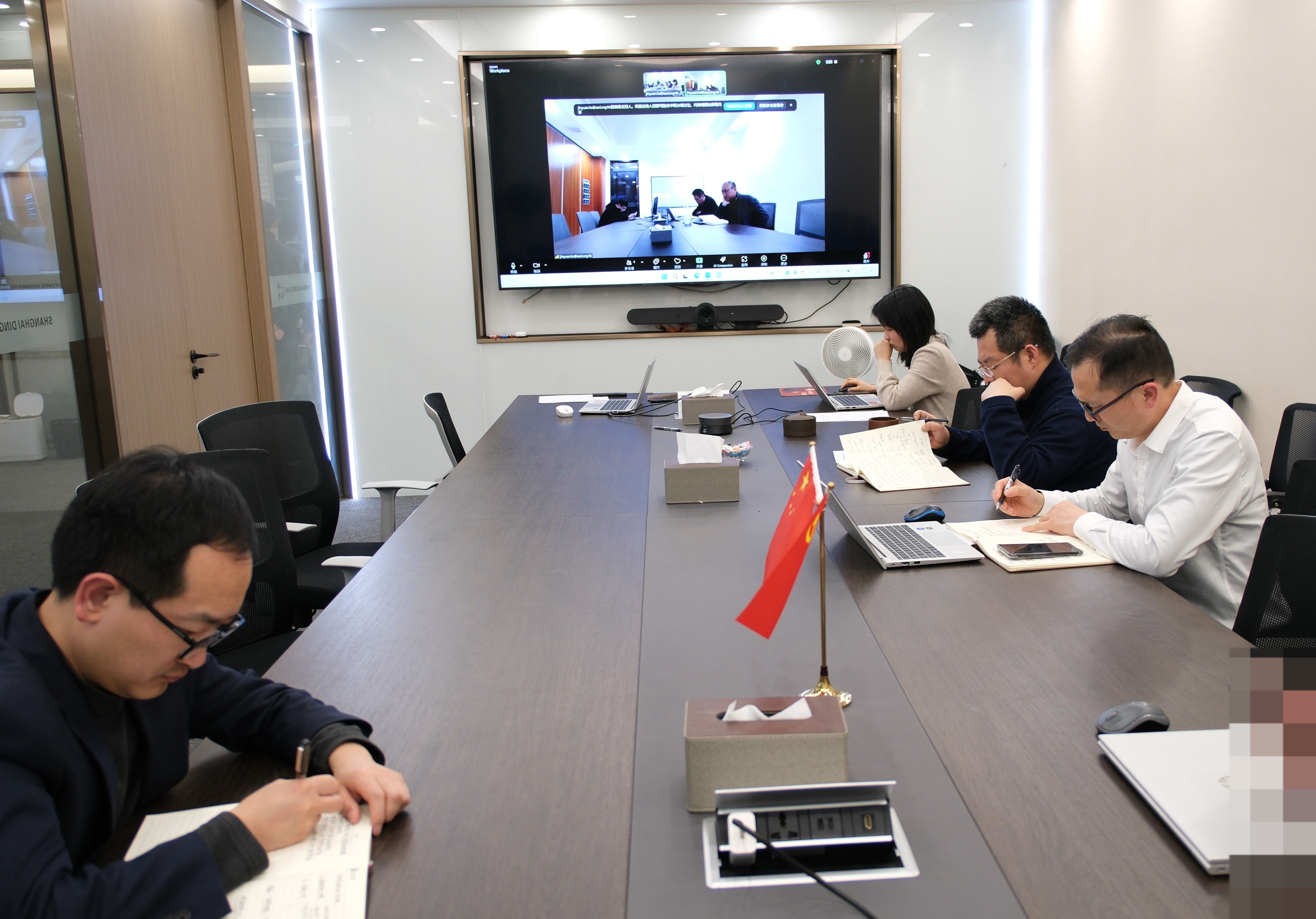 微信图片_202504021438411.jpg